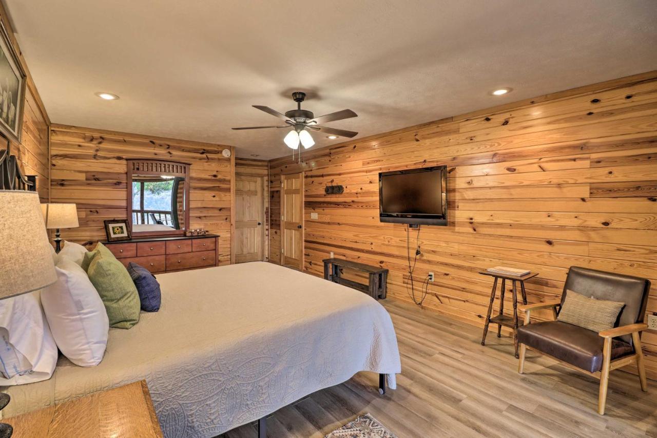 Вилла Piney Bluff Retreat With Mountain Views! Экстерьер фото